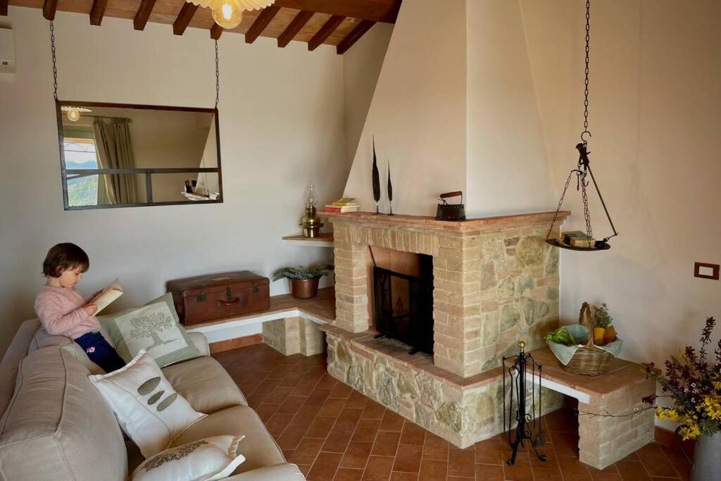 La Casina Della Quercia, Your Tuscan Oak Tree House Osteria Delle Noci Luaran gambar